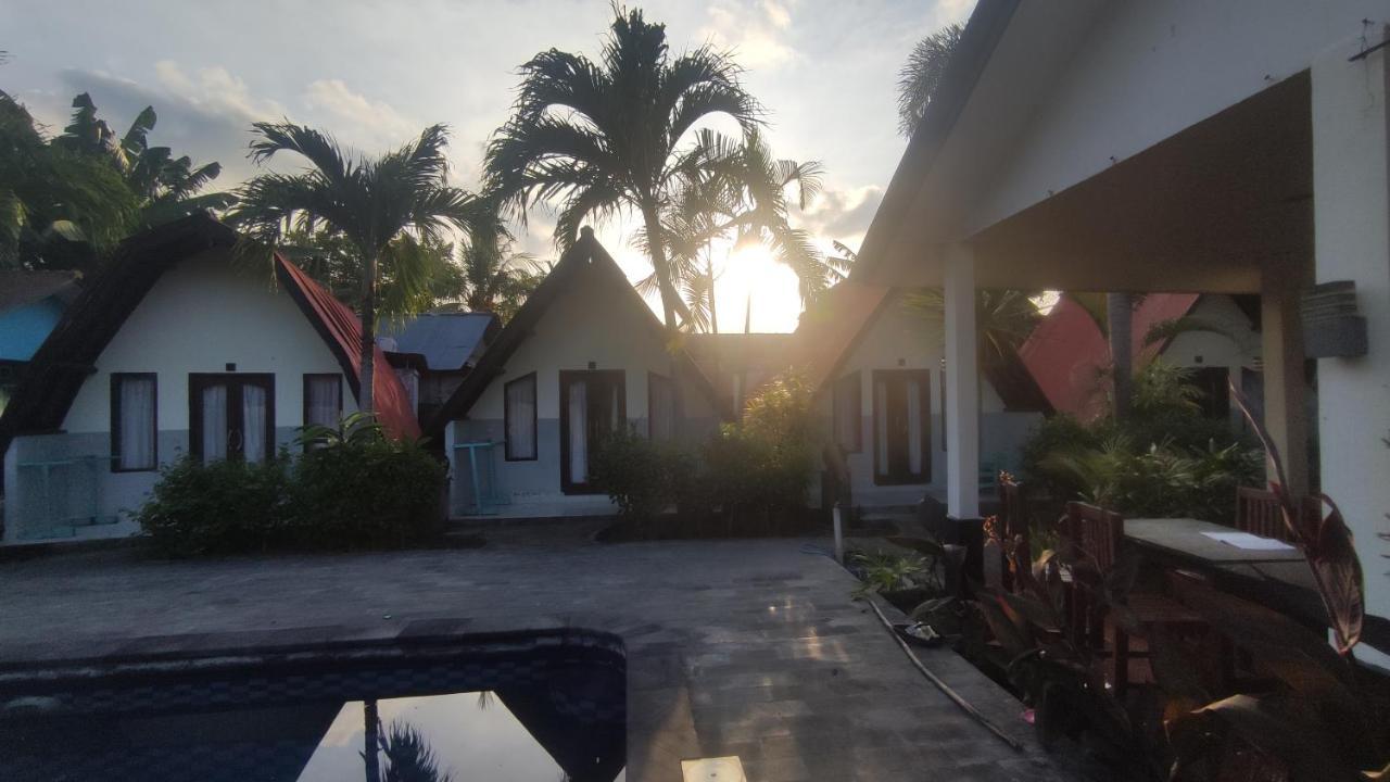 Sister Bungalow 2 Gili Air Exterior photo